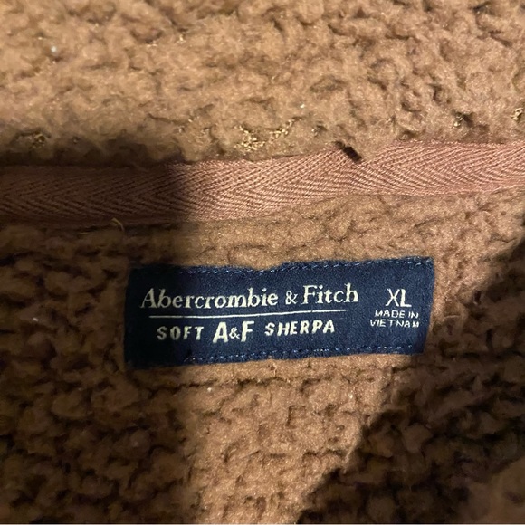 Abercrombie Sherpa - Picture 2 of 3